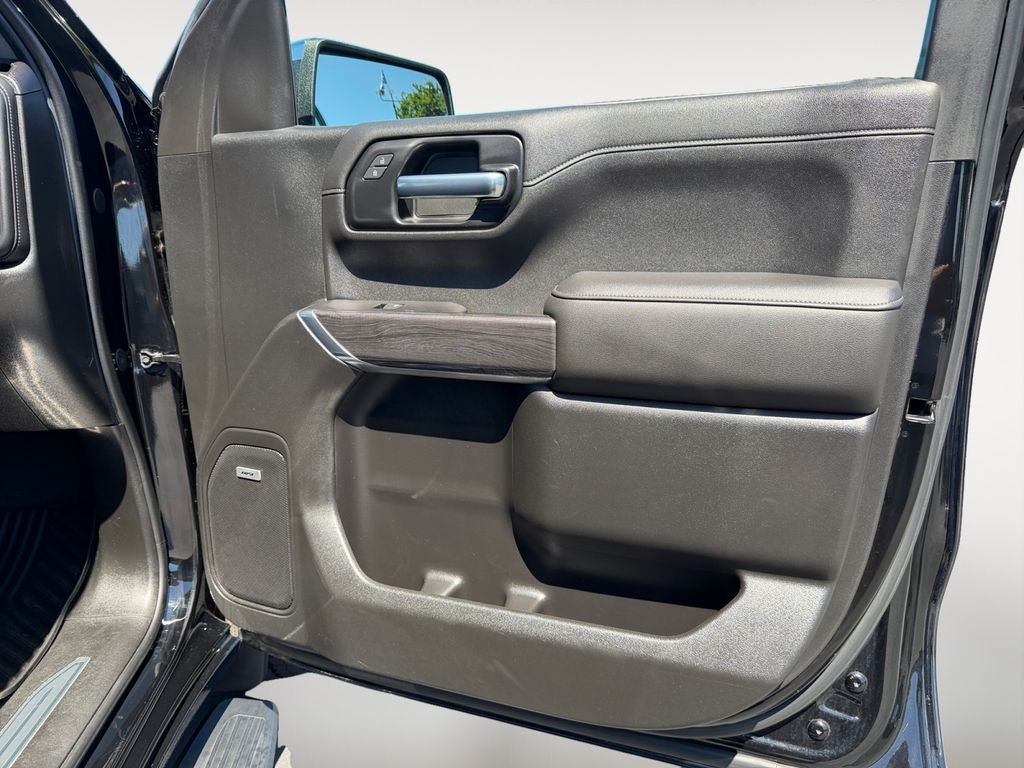 Used 2019 Chevrolet Silverado 1500 LTZ w/ LTZ Premium Package AWD/4WD image 25
