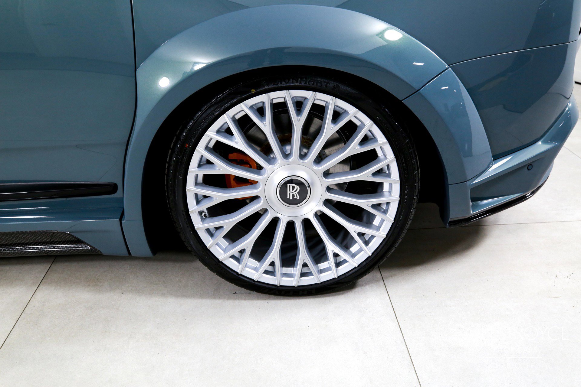 Used 2025 Rolls-Royce Cullinan image 43