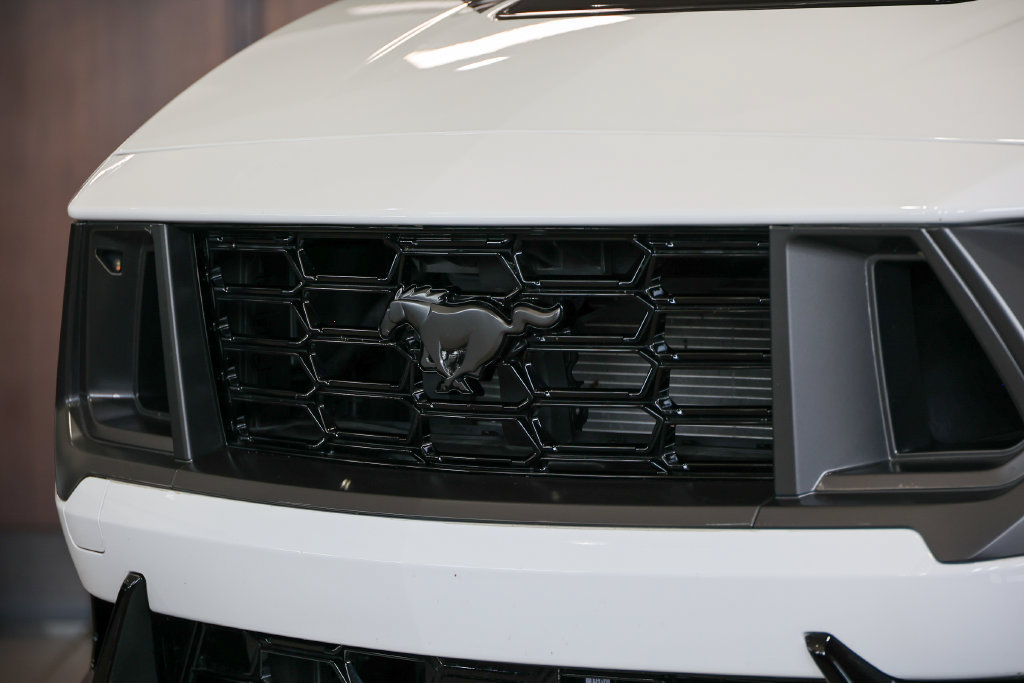 Certified 2025 Ford Mustang Dark Horse RWD image 17