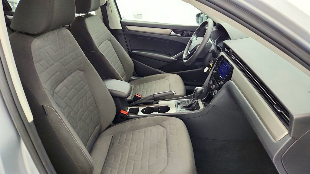 Used 2021 Volkswagen Passat 2.0T S image 23