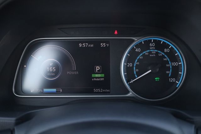 Used 2025 Nissan Leaf SV Plus image 15