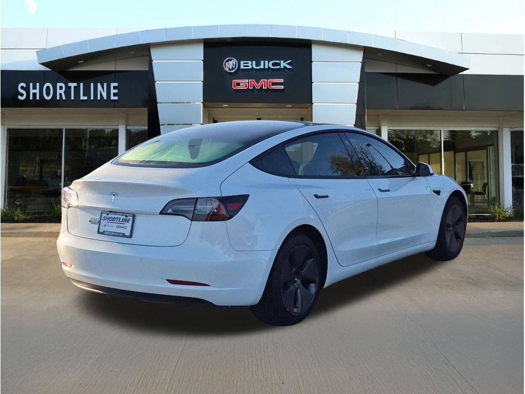 Used 2021 Tesla Model 3 Standard Range Plus RWD image 3