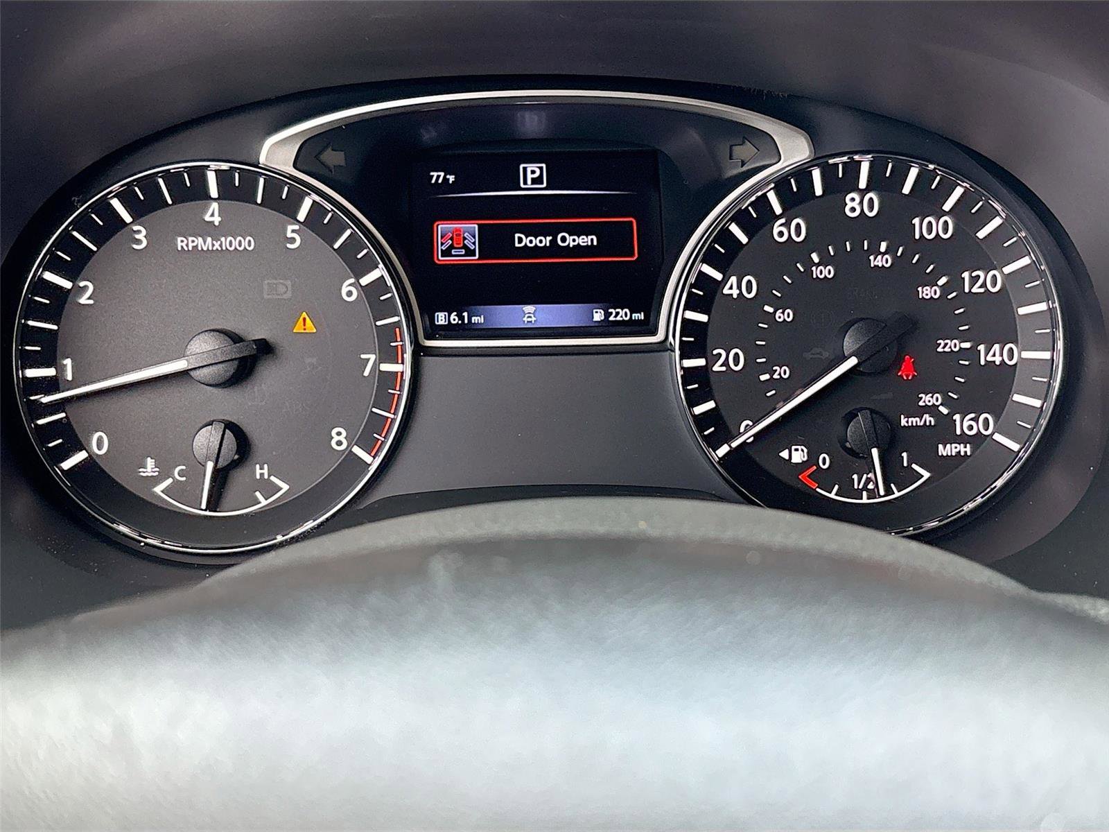 Used 2019 Nissan Pathfinder S FWD image 12