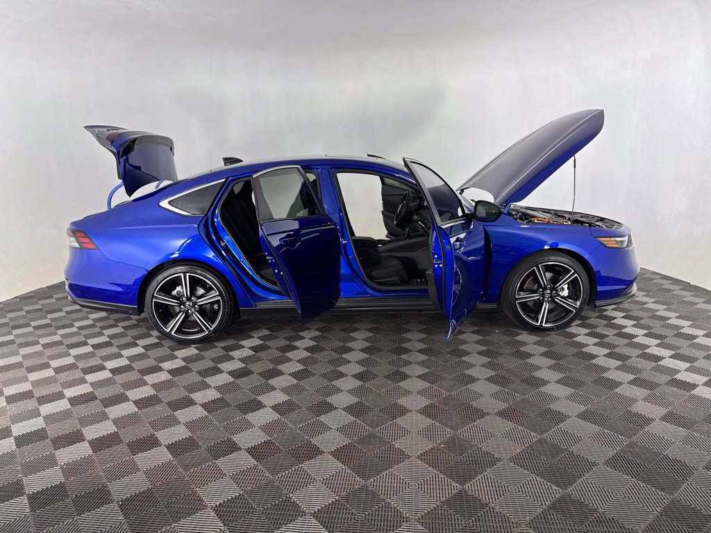 Used 2025 Honda Accord Sport image 14