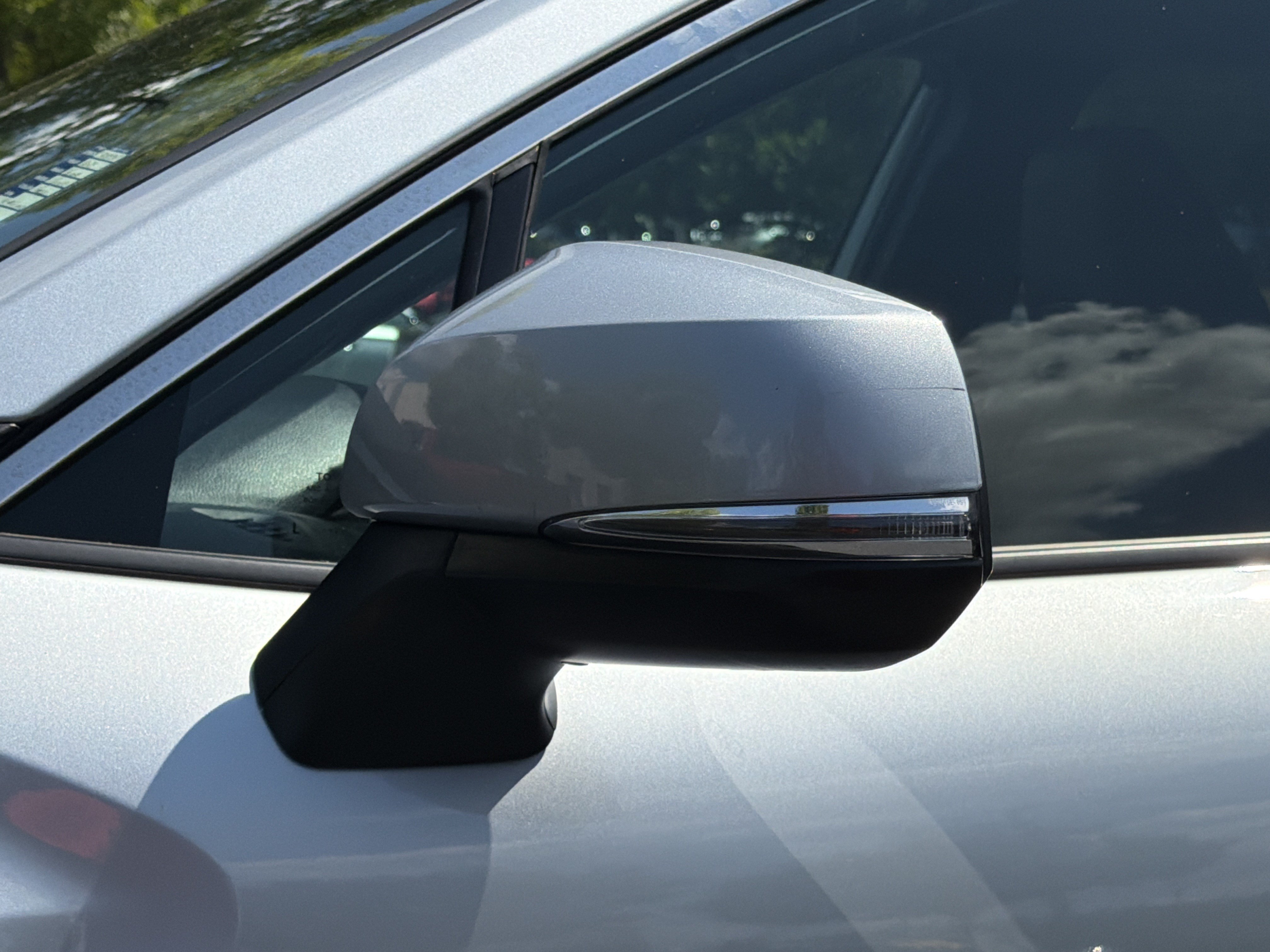 Used 2023 Toyota Corolla Cross XLE FWD image 32