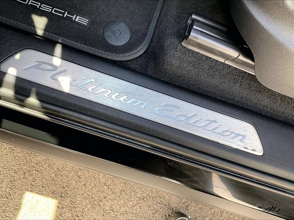 Certified 2023 Porsche Cayenne Platinum Edition AWD/4WD image 34