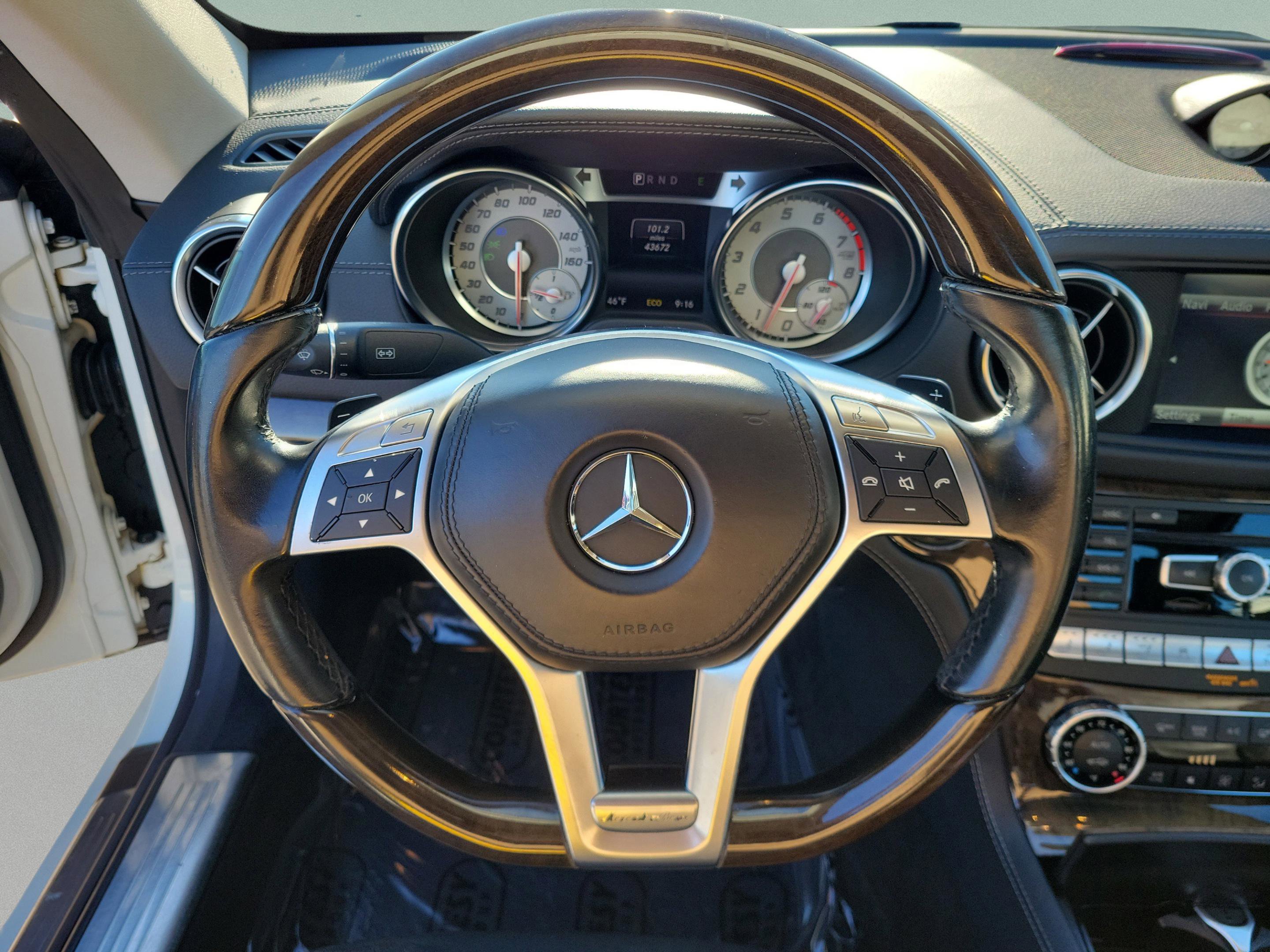 Used 2014 Mercedes-Benz SL 550 w/ Sport Wheel Package image 21