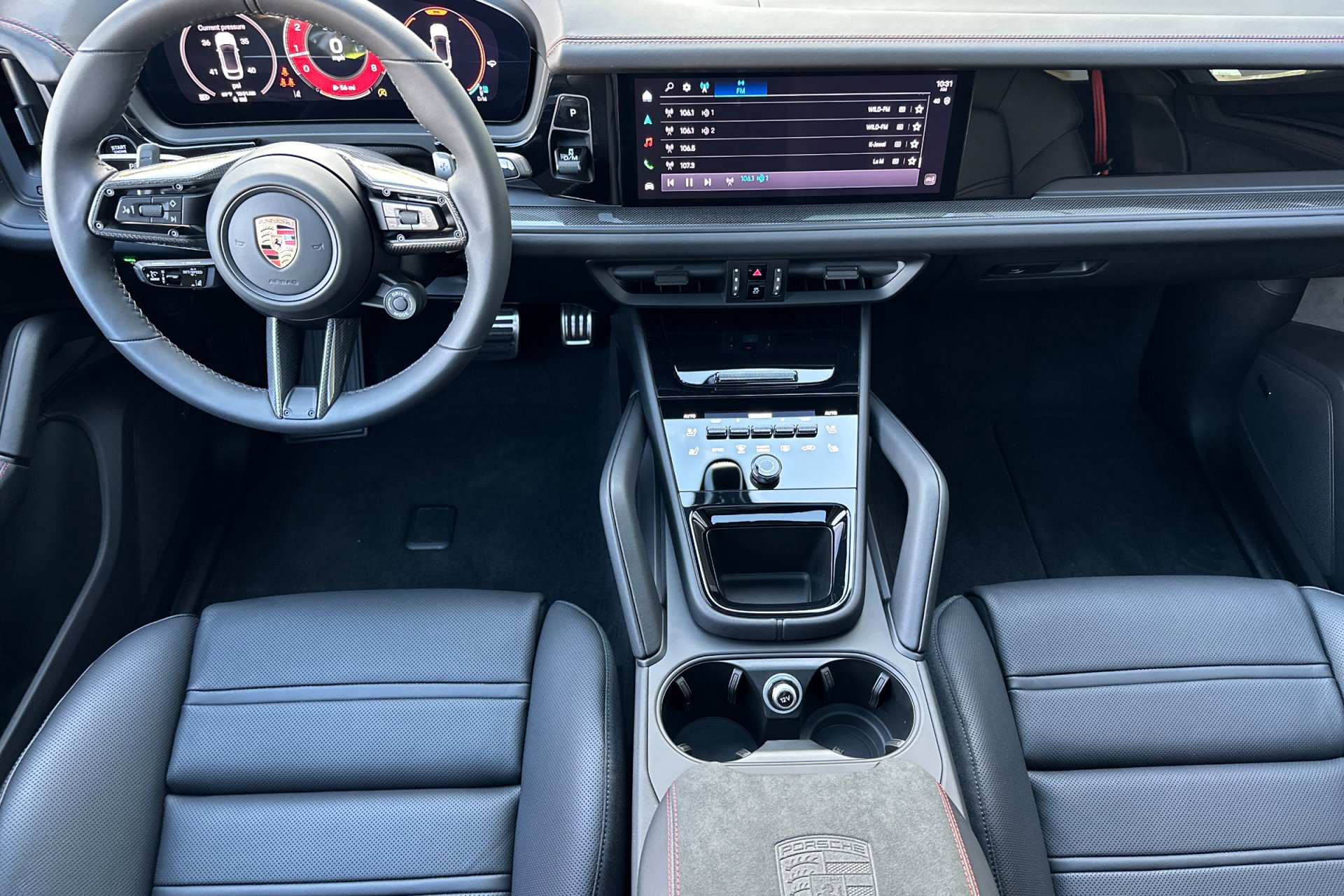 New 2026 Porsche Cayenne GTS image 6