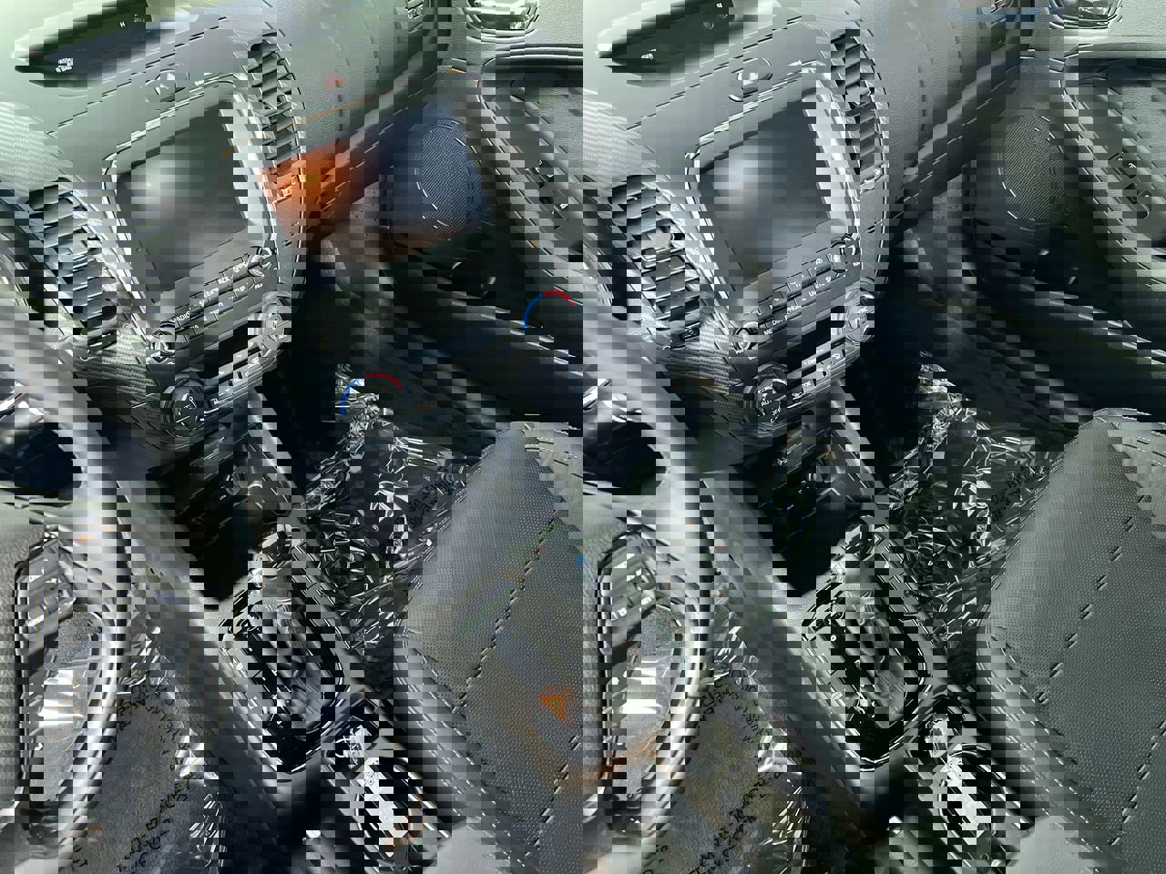 Used 2017 Kia Forte EX image 25