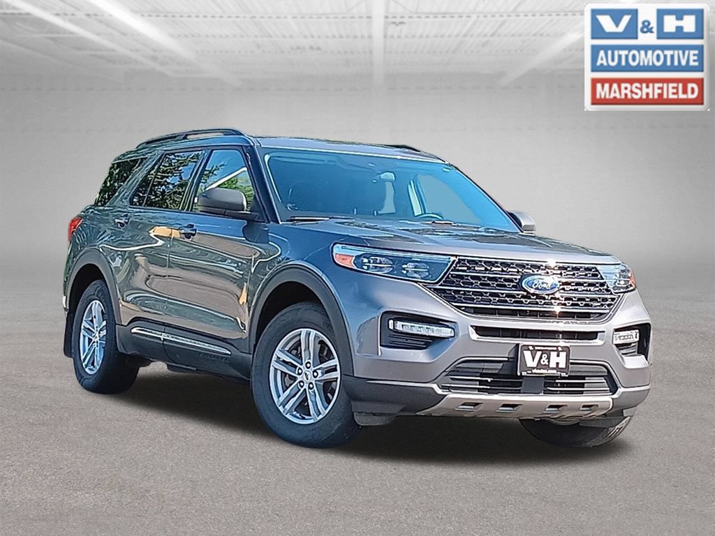 Used 2022 Ford Explorer XLT w/ Equipment Group 202A AWD/4WD image 1