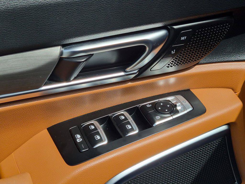 Certified 2024 Kia Telluride SX Prestige X-Line AWD/4WD image 13