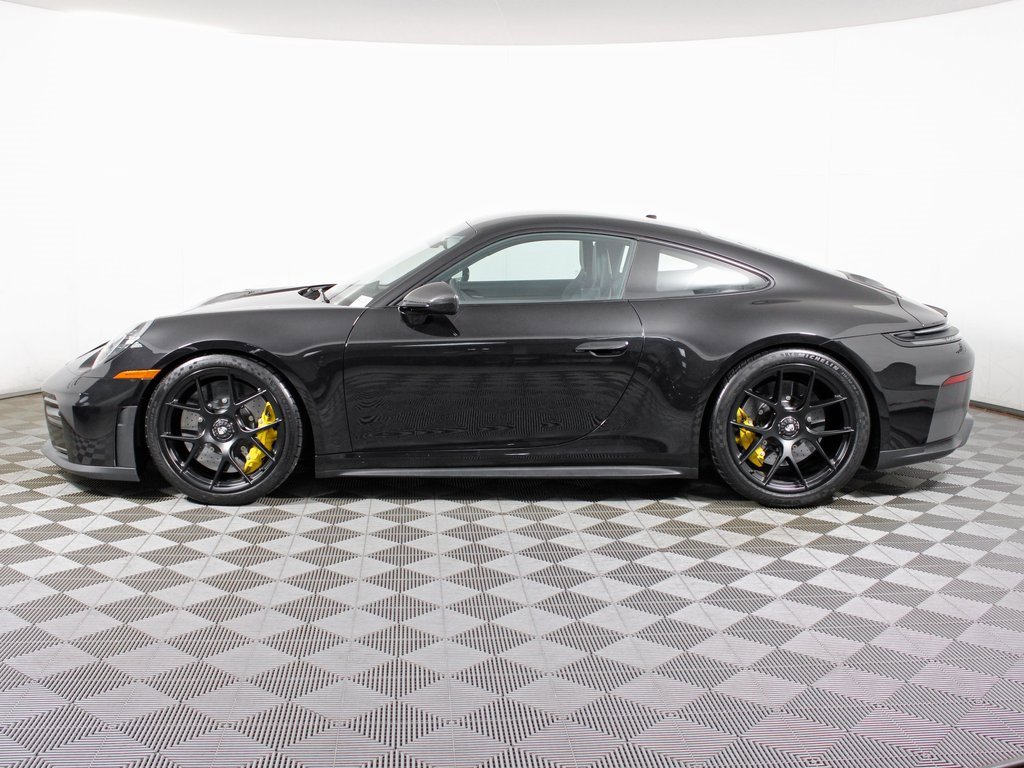 New 2026 Porsche 911 GT3 image 2