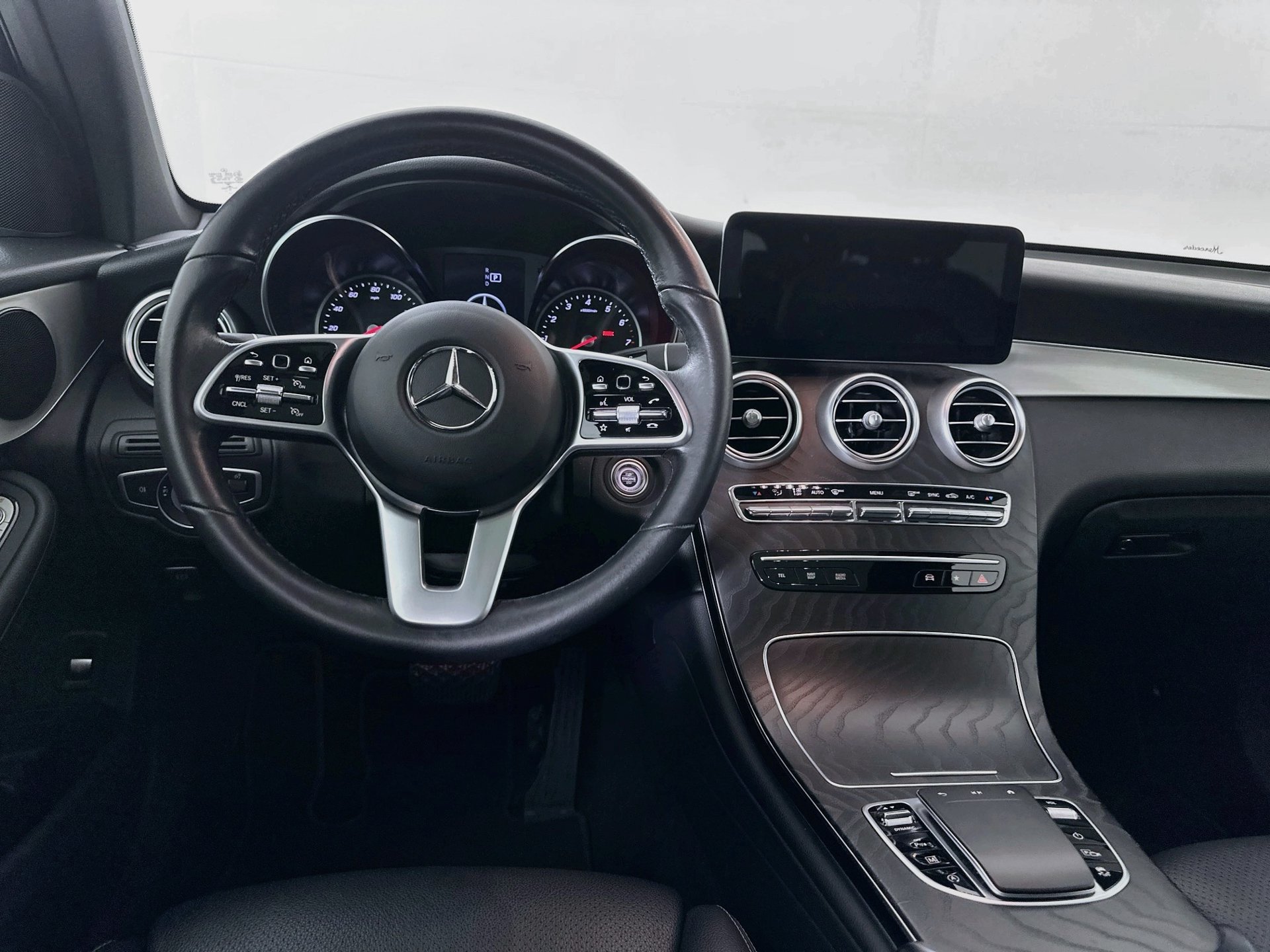 Certified 2022 Mercedes-Benz GLC 300 image 24