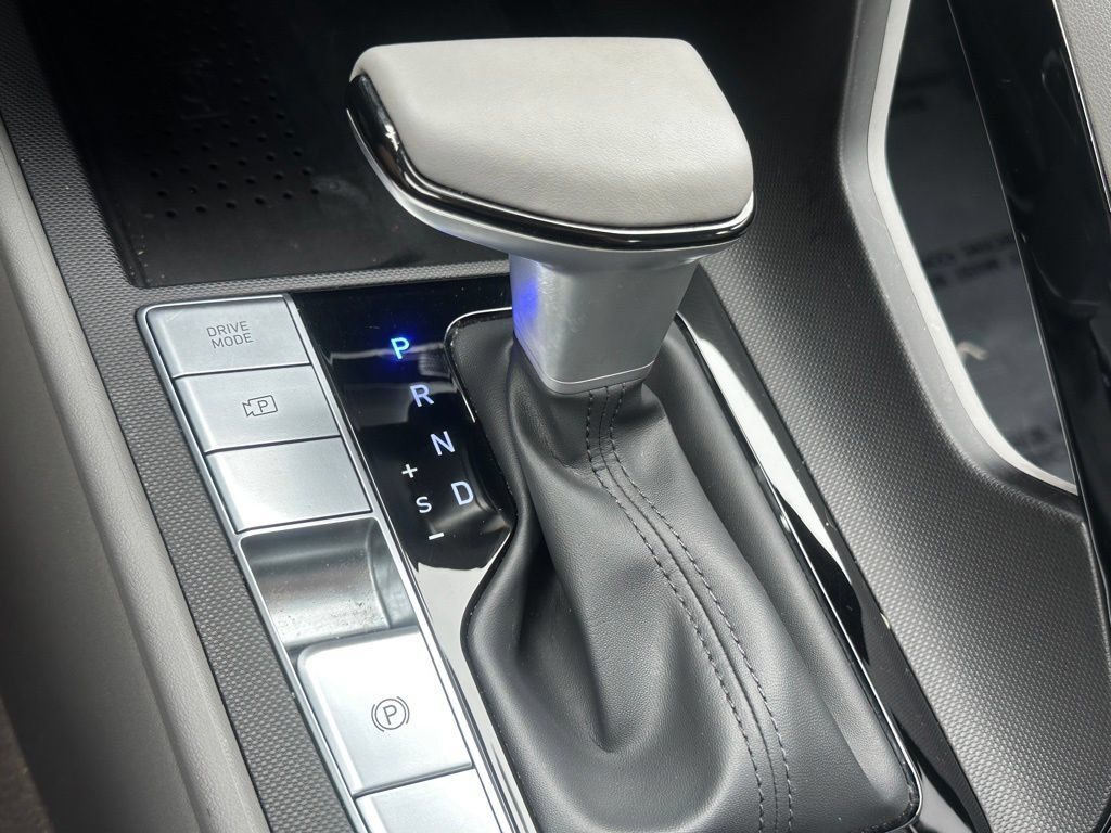 Certified 2023 Hyundai Elantra SEL w/ Convenience Package FWD image 18