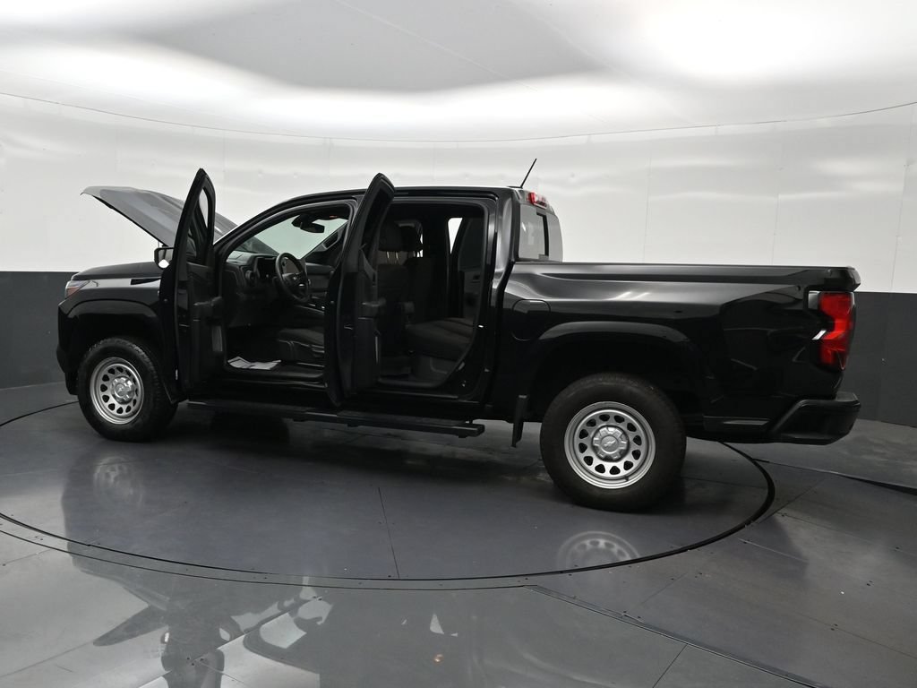 Used 2025 Chevrolet Colorado W/T RWD image 36