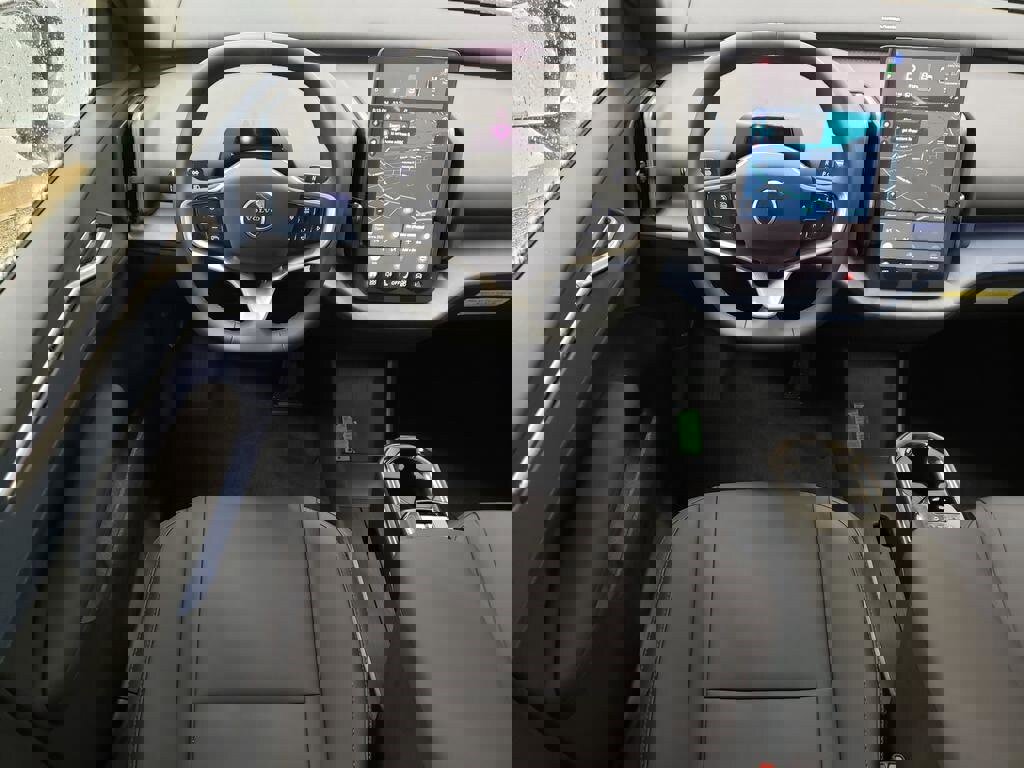 New 2026 Volvo EX30 Plus image 10