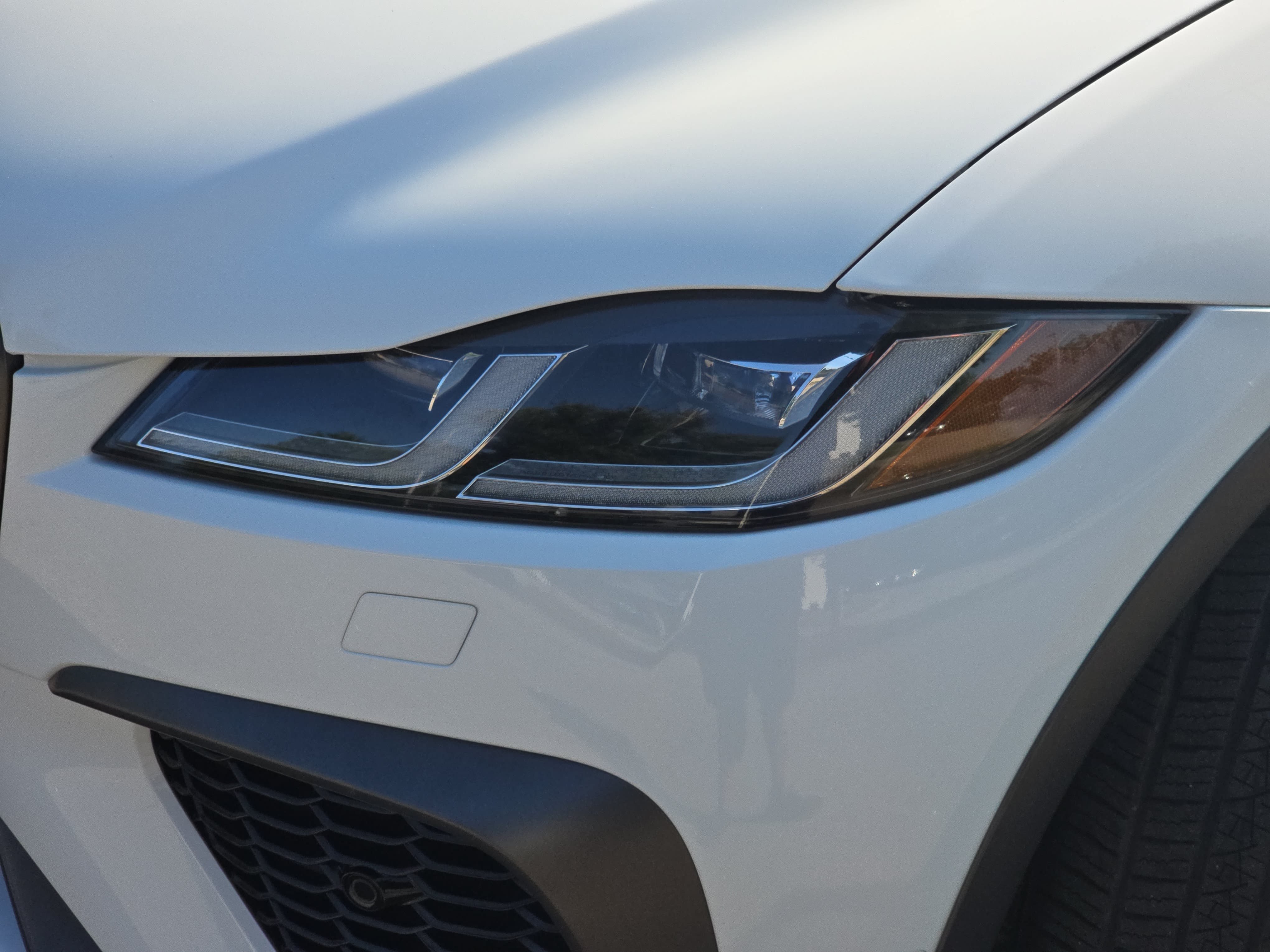 Certified 2023 Jaguar F-PACE SVR AWD/4WD image 34