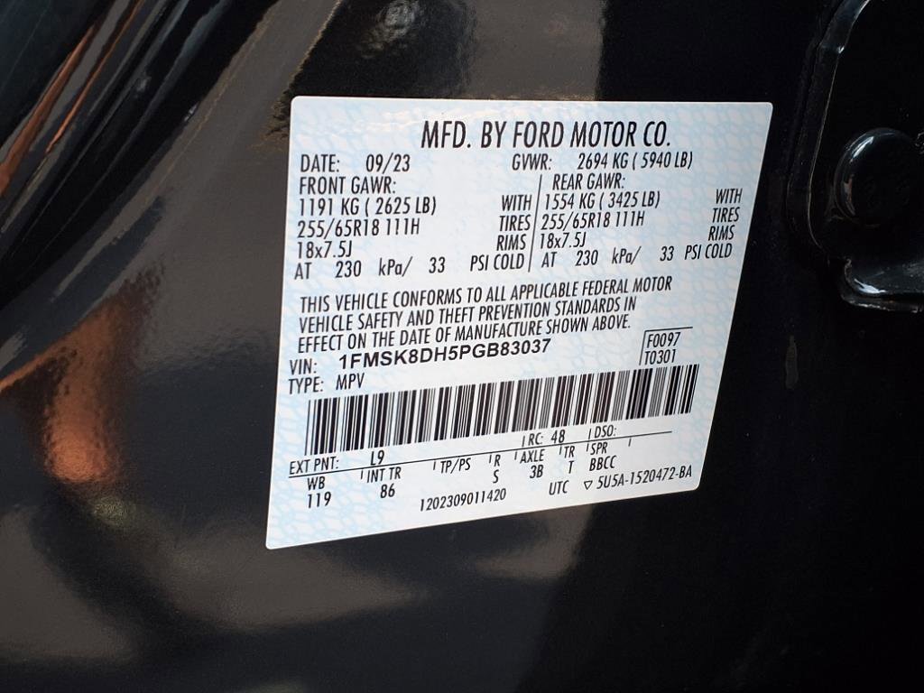 Used 2023 Ford Explorer XLT image 24