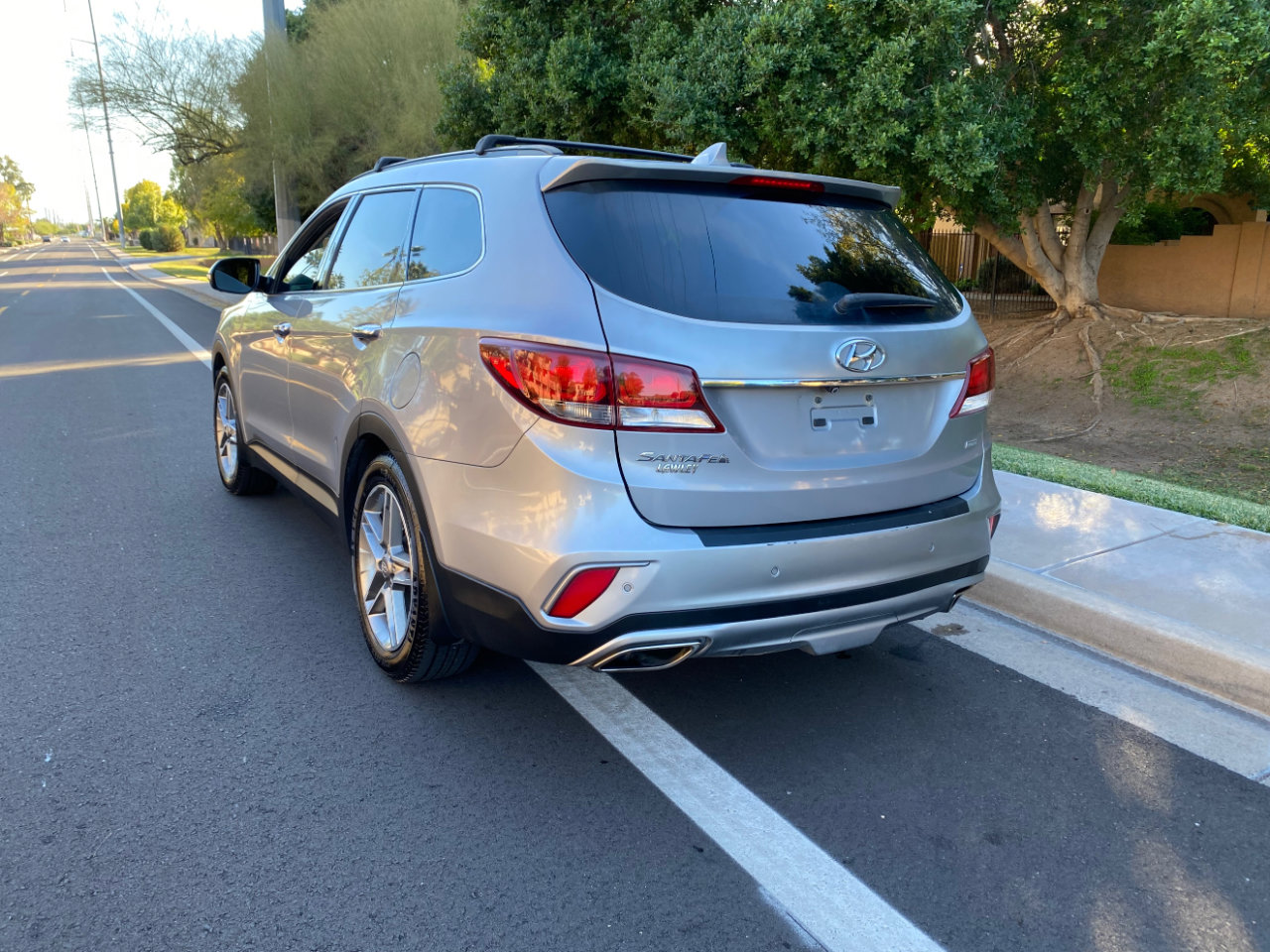 Used 2017 Hyundai Santa Fe SE Ultimate 3.3L Auto w/ SE Ultimate Tech Package 03 image 82