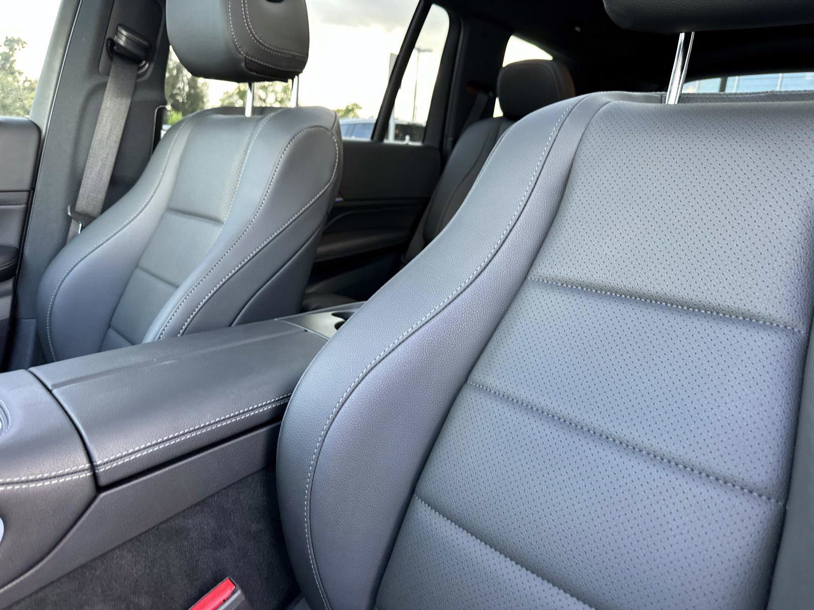 Certified 2025 Mercedes-Benz GLS 450 4MATIC image 21