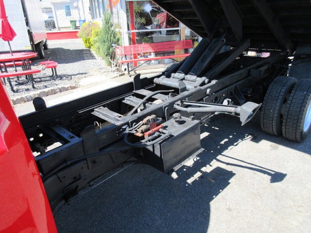 Used 2017 Ford F550 4x4 Regular Cab Super Duty image 35