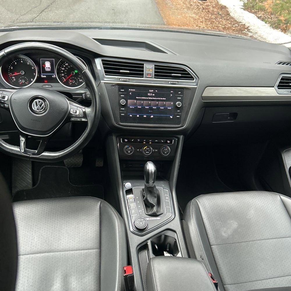 Used 2018 Volkswagen Tiguan SE w/ 3rd Row Seat Package image 7