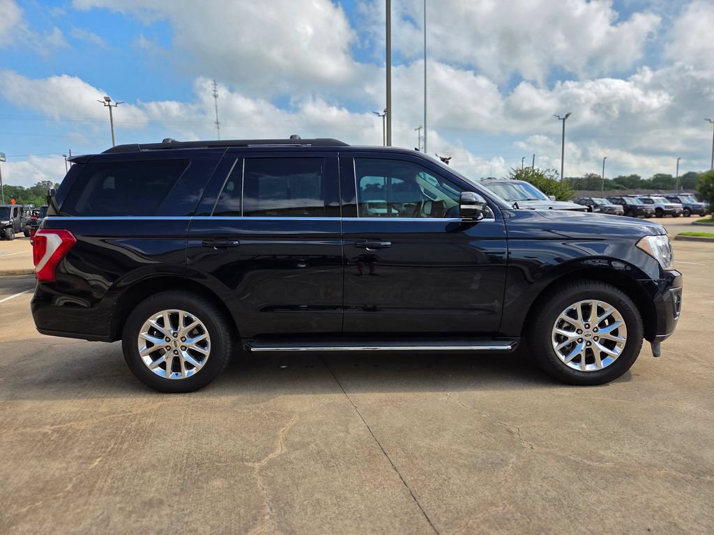 Used 2021 Ford Expedition XLT RWD image 4