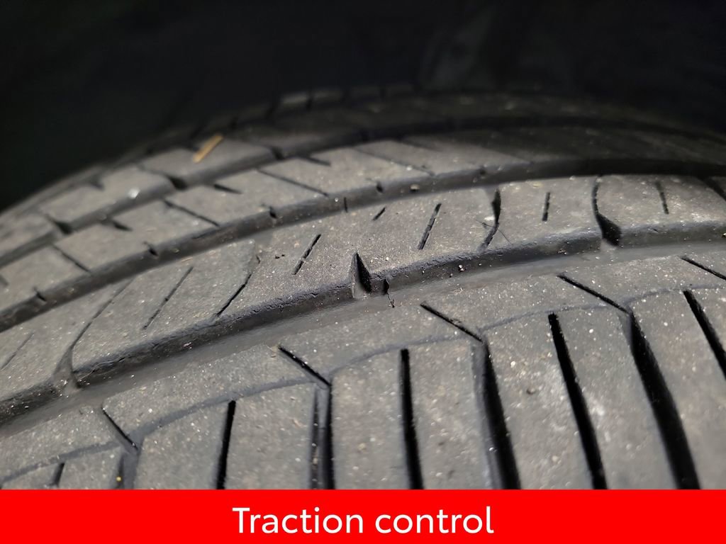 Used 2024 Toyota Camry XSE w/ Navigation Package image 11