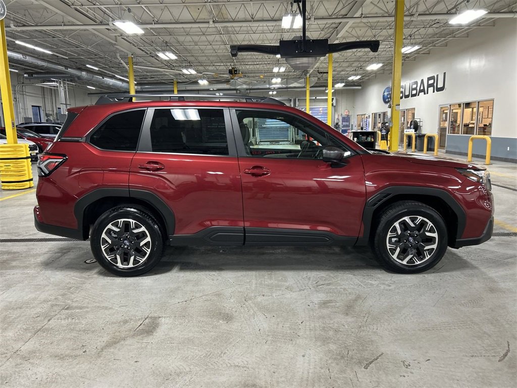 Certified 2025 Subaru Forester Premium image 9