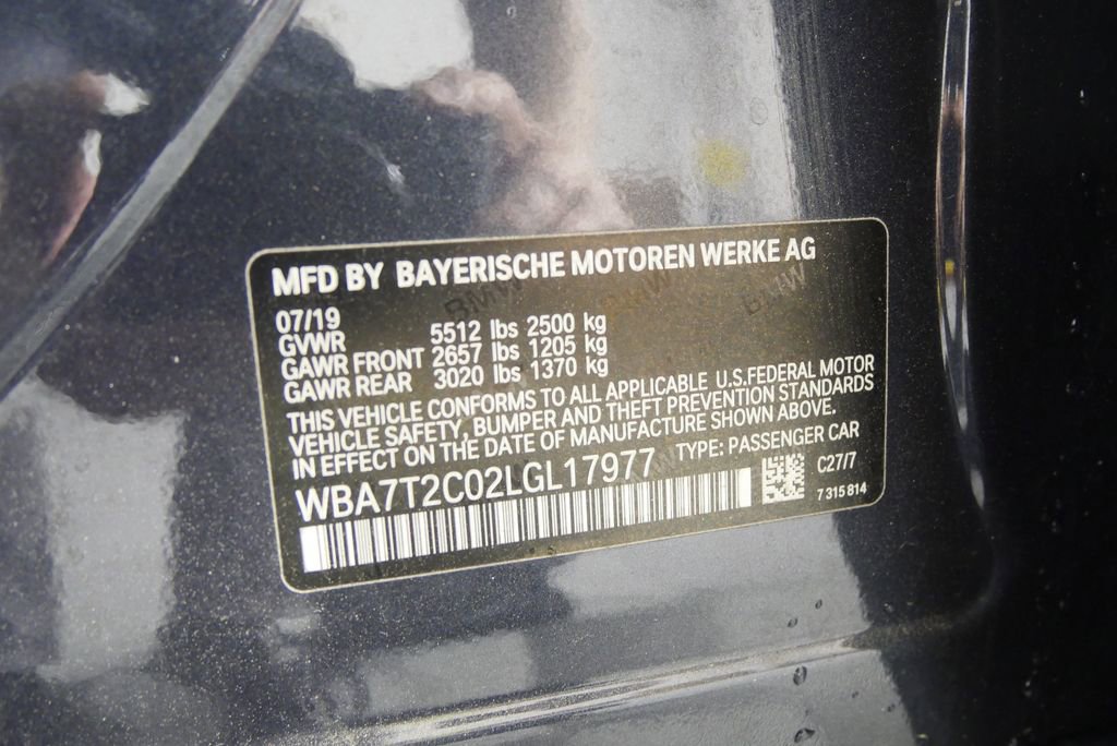 Used 2020 BMW 740i w/ Premium Package image 18