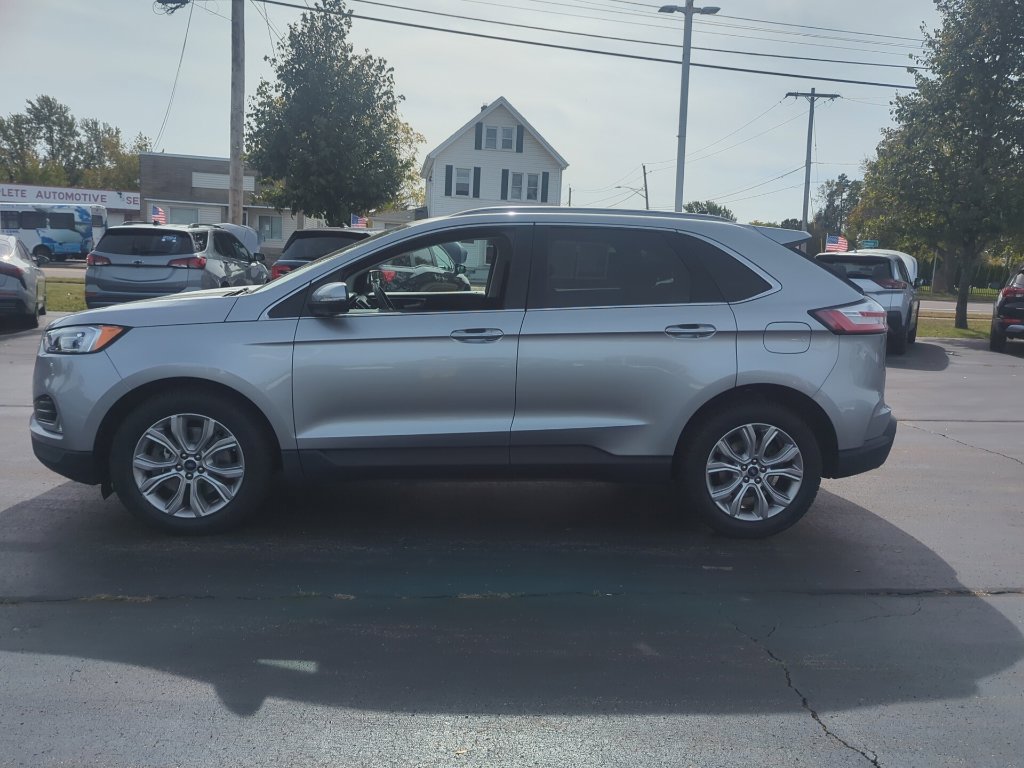 Used 2020 Ford Edge Titanium AWD/4WD image 5
