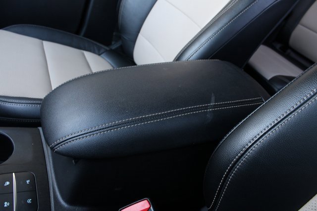 Used 2022 Ford Escape Titanium w/ Titanium Elite Package image 19