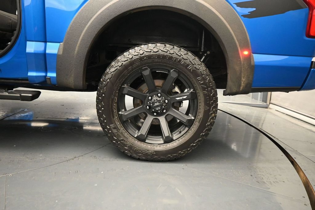 Used 2019 Ford F150 XLT w/ Equipment Group 302A Luxury AWD/4WD image 19