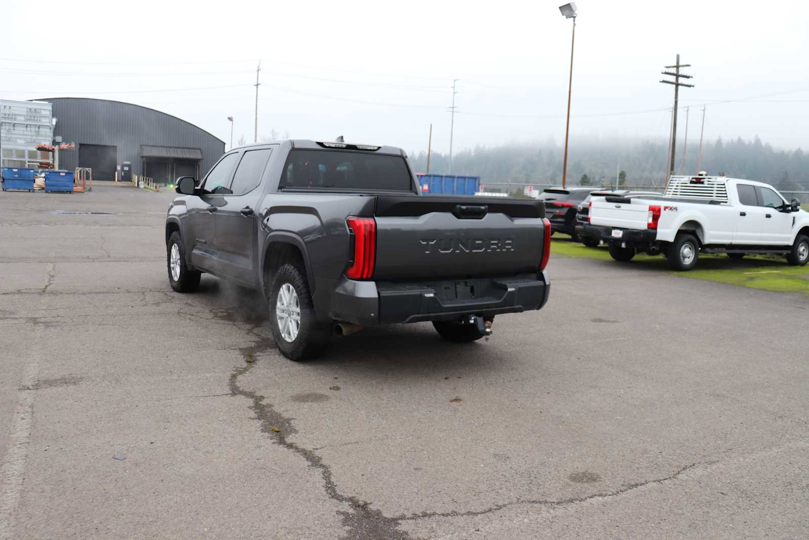 Used 2022 Toyota Tundra SR5 w/ SR5 Convenience Package image 7