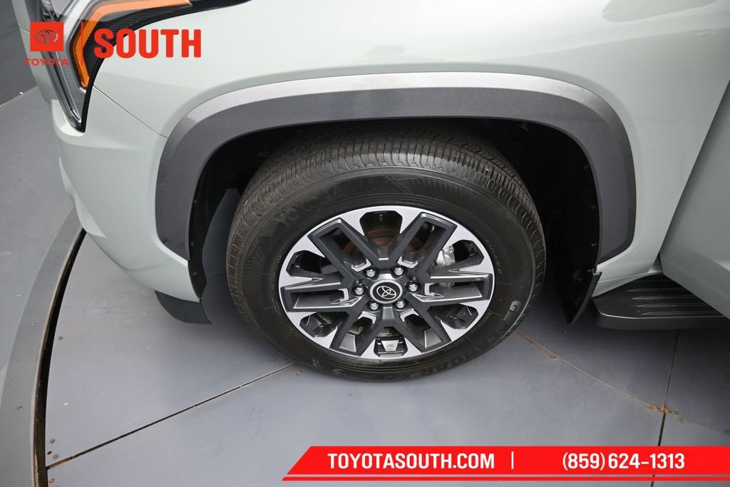 Used 2024 Toyota Sequoia Limited w/ Tow Technology Package AWD/4WD image 43