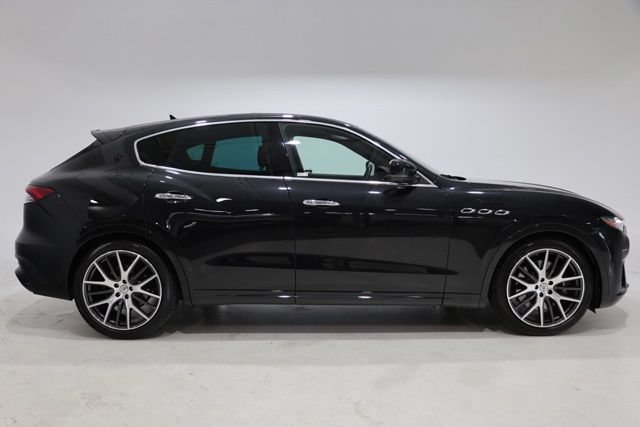 Certified 2022 Maserati Levante Modena AWD/4WD image 8