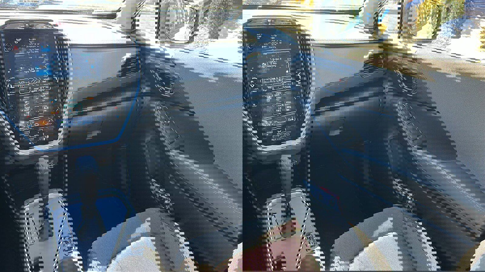 Certified 2025 Subaru Crosstrek 2.0i Premium image 24