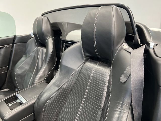 Used 2013 Aston Martin V8 Vantage Roadster RWD image 30