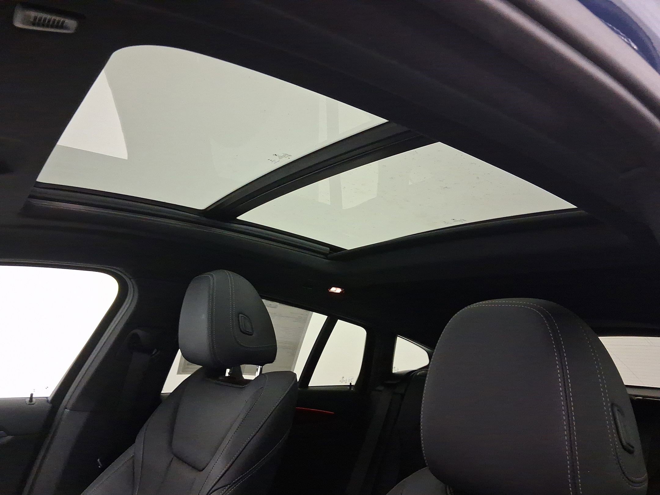 Certified 2023 BMW X4 xDrive30i image 14