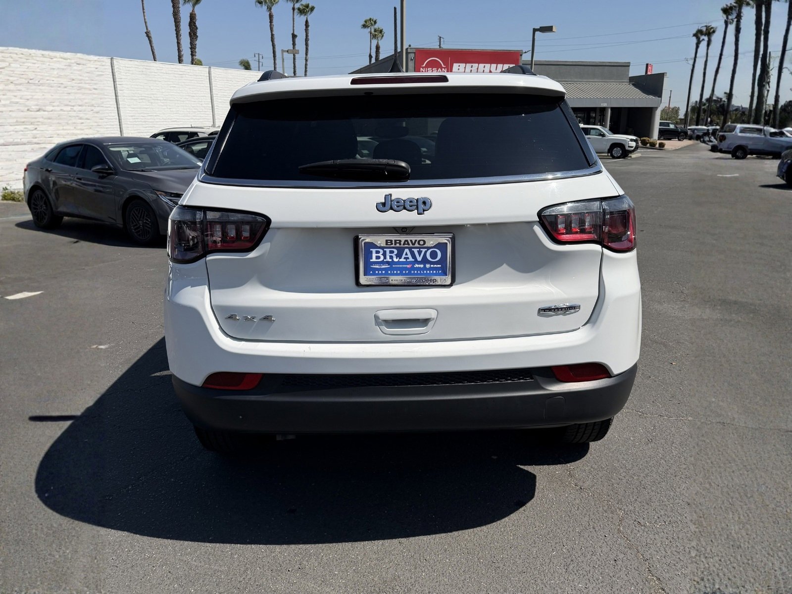 Used 2024 Jeep Compass Latitude AWD/4WD image 6