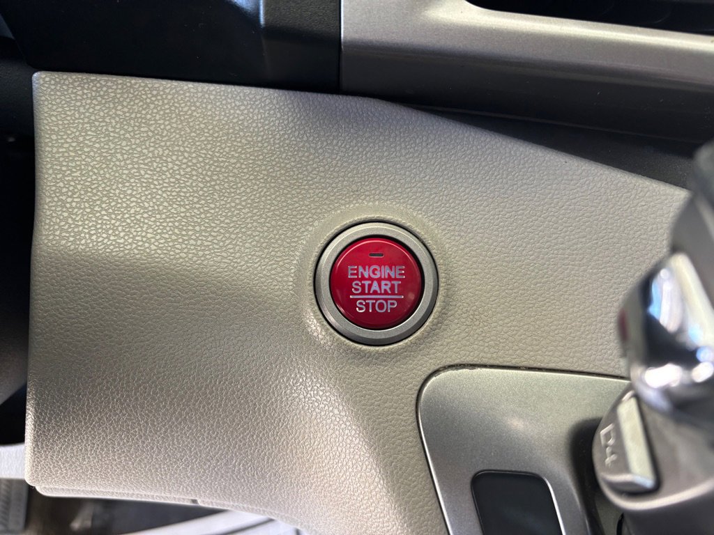 Used 2014 Honda Odyssey Touring Elite image 15