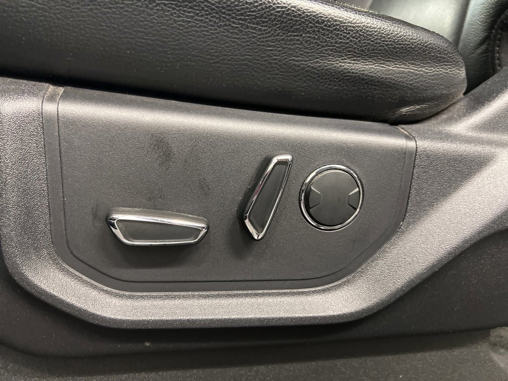 Used 2015 Ford F150 Lariat w/ Equipment Group 502A Luxury image 30