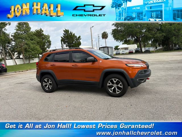 Used 2015 Jeep Cherokee Trailhawk w/ Comfort/Convenience Group AWD/4WD image 18