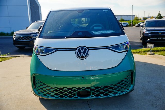 New 2025 Volkswagen ID. Buzz 1st Edition image 46