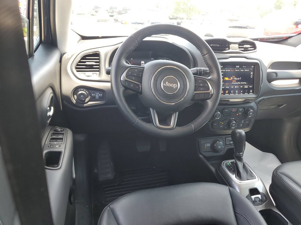 Certified 2022 Jeep Renegade Limited AWD/4WD image 11