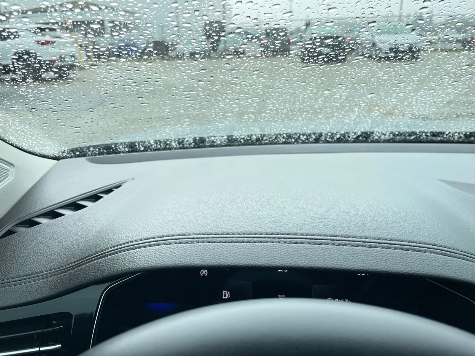 Used 2025 Volkswagen Jetta SE image 35