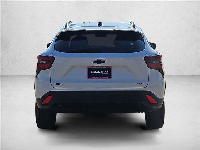 New 2026 Chevrolet Trax RS w/ Sunroof Package FWD image 8