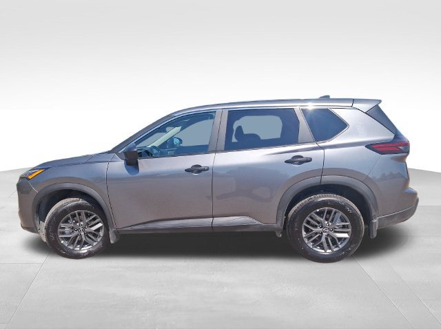 Certified 2026 Nissan Rogue S FWD image 5