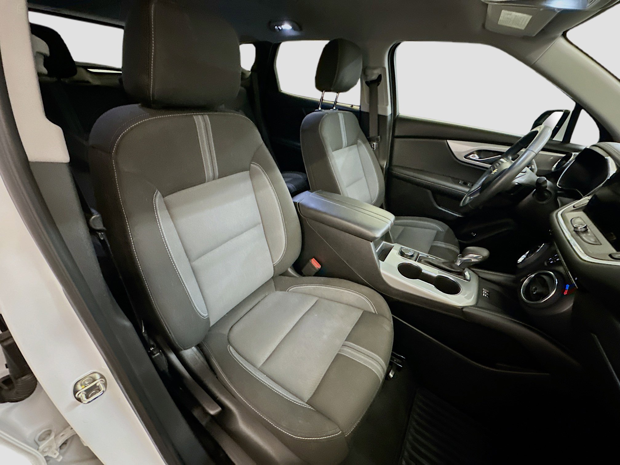 Used 2023 Chevrolet Blazer LT w/ Convenience Package image 33