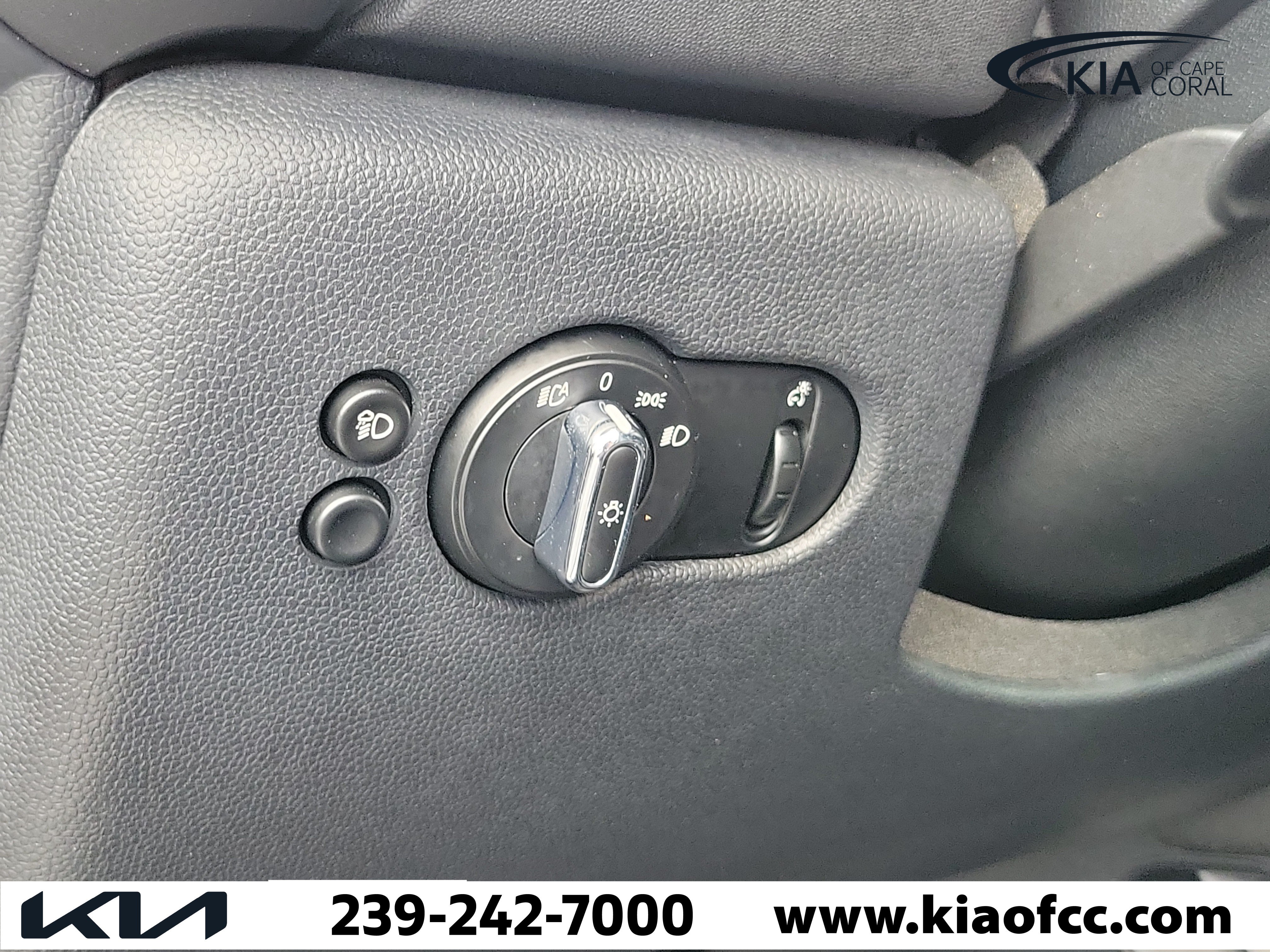 Used 2024 MINI Cooper S FWD image 23
